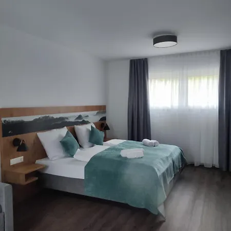Bed & Breakfast & Garni